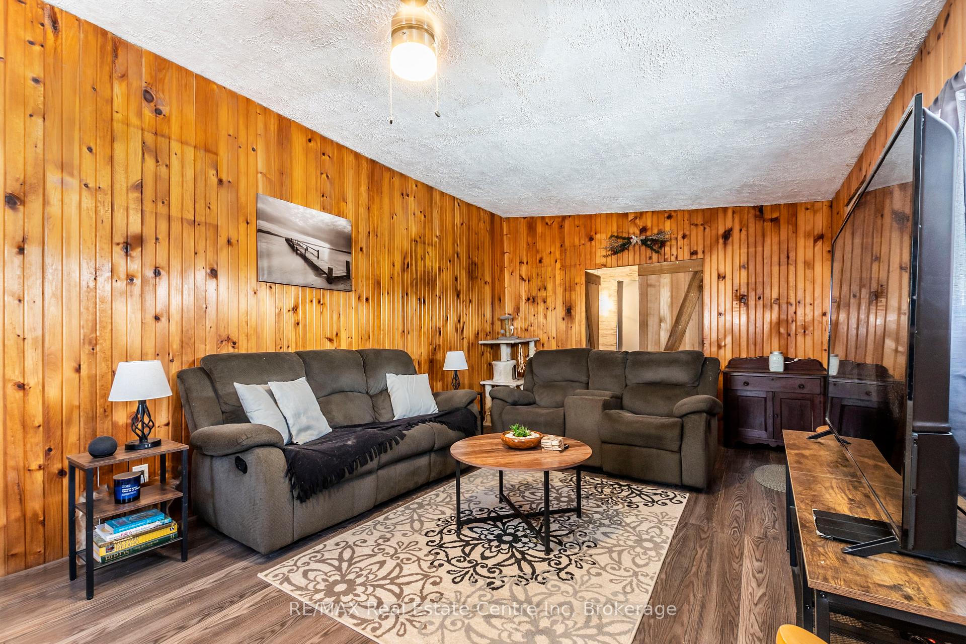 Photo 6 of 9034 Guelph Junction Road, Milton, Rural Milton West — HOMEH