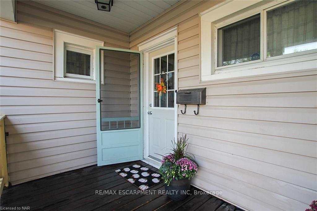 Photo 2 of 179 Paling Avenue, Hamilton, Homeside — HOMEH