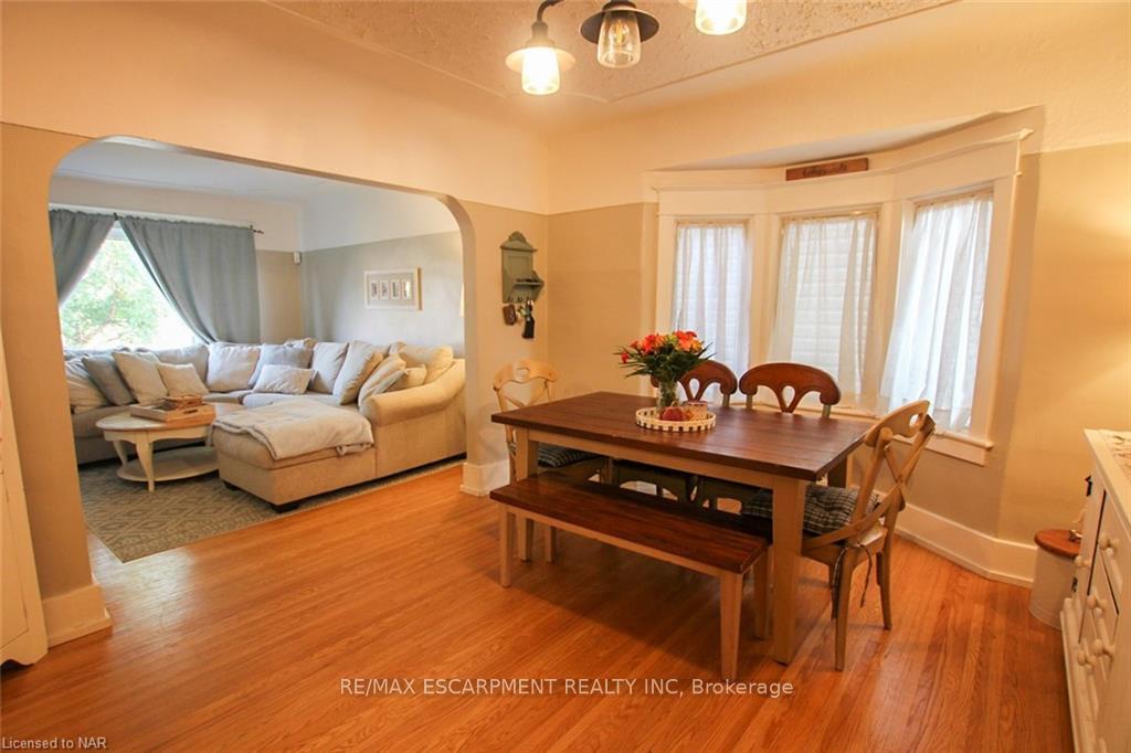 Photo 5 of 179 Paling Avenue, Hamilton, Homeside — HOMEH