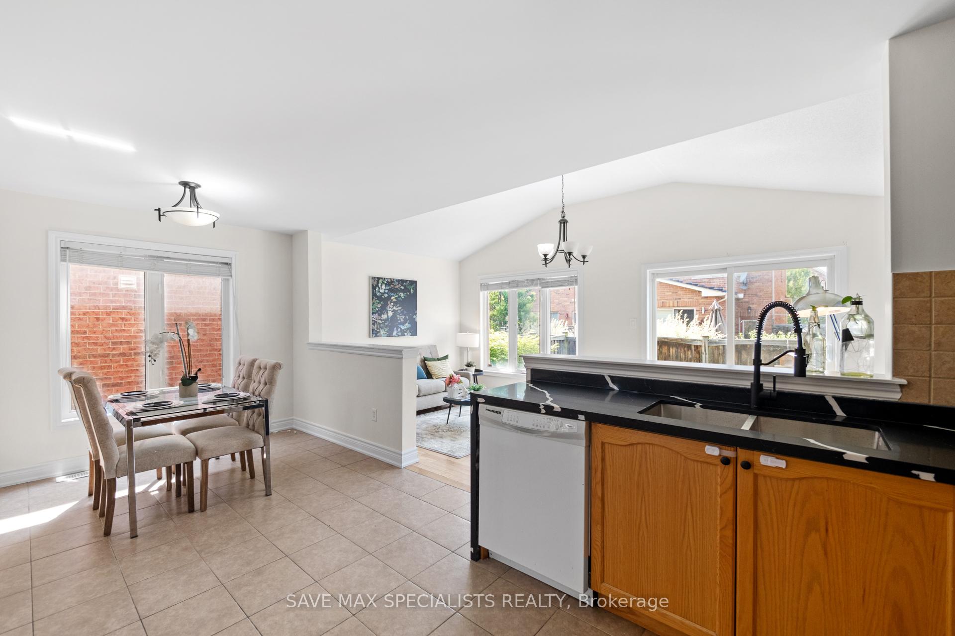 Photo 15 of 123 Weston Drive, Milton, Scott — HOMEH