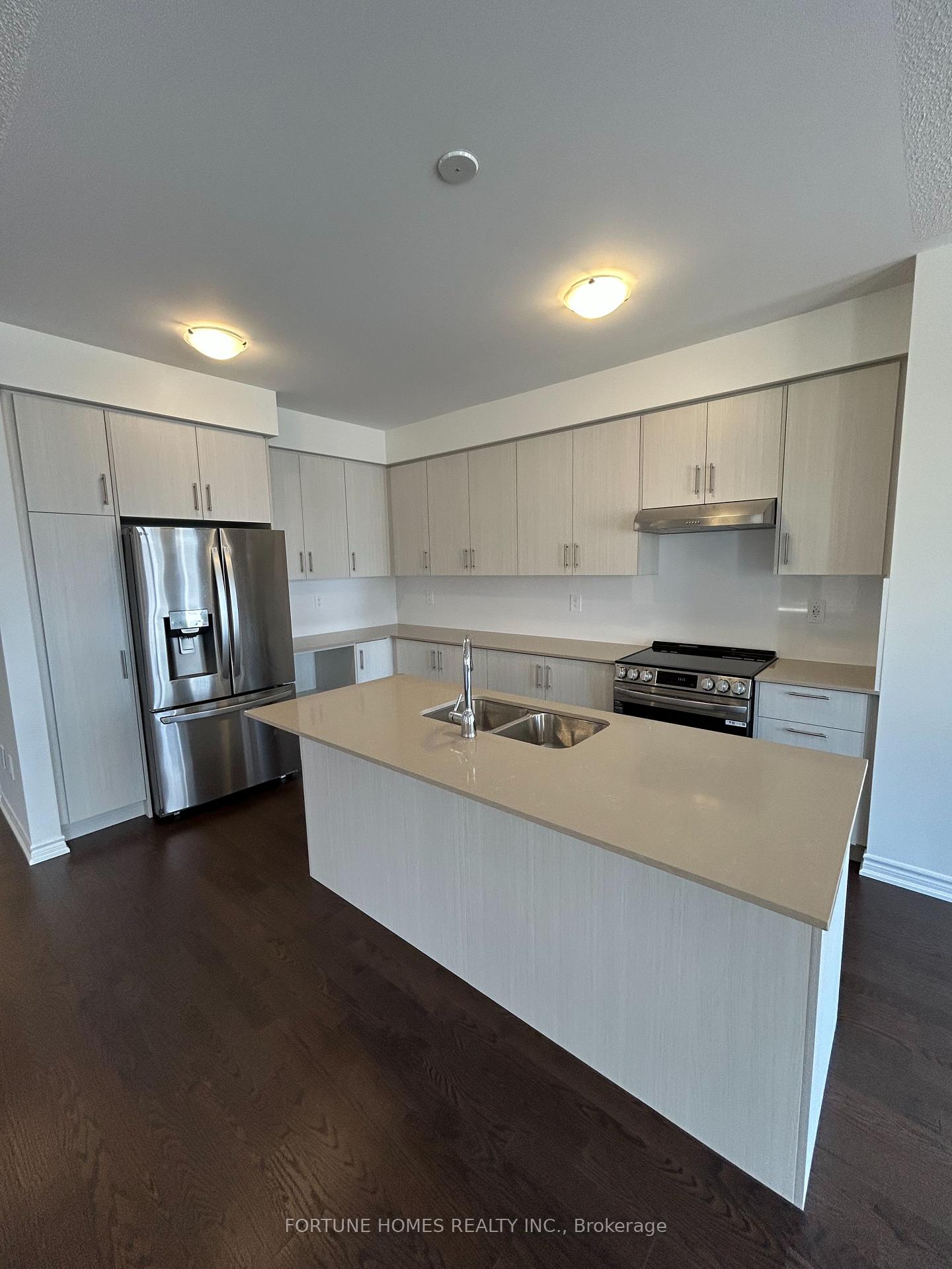 Photo 24 of 313 Bergamot Avenue, Milton, Walker — HOMEH