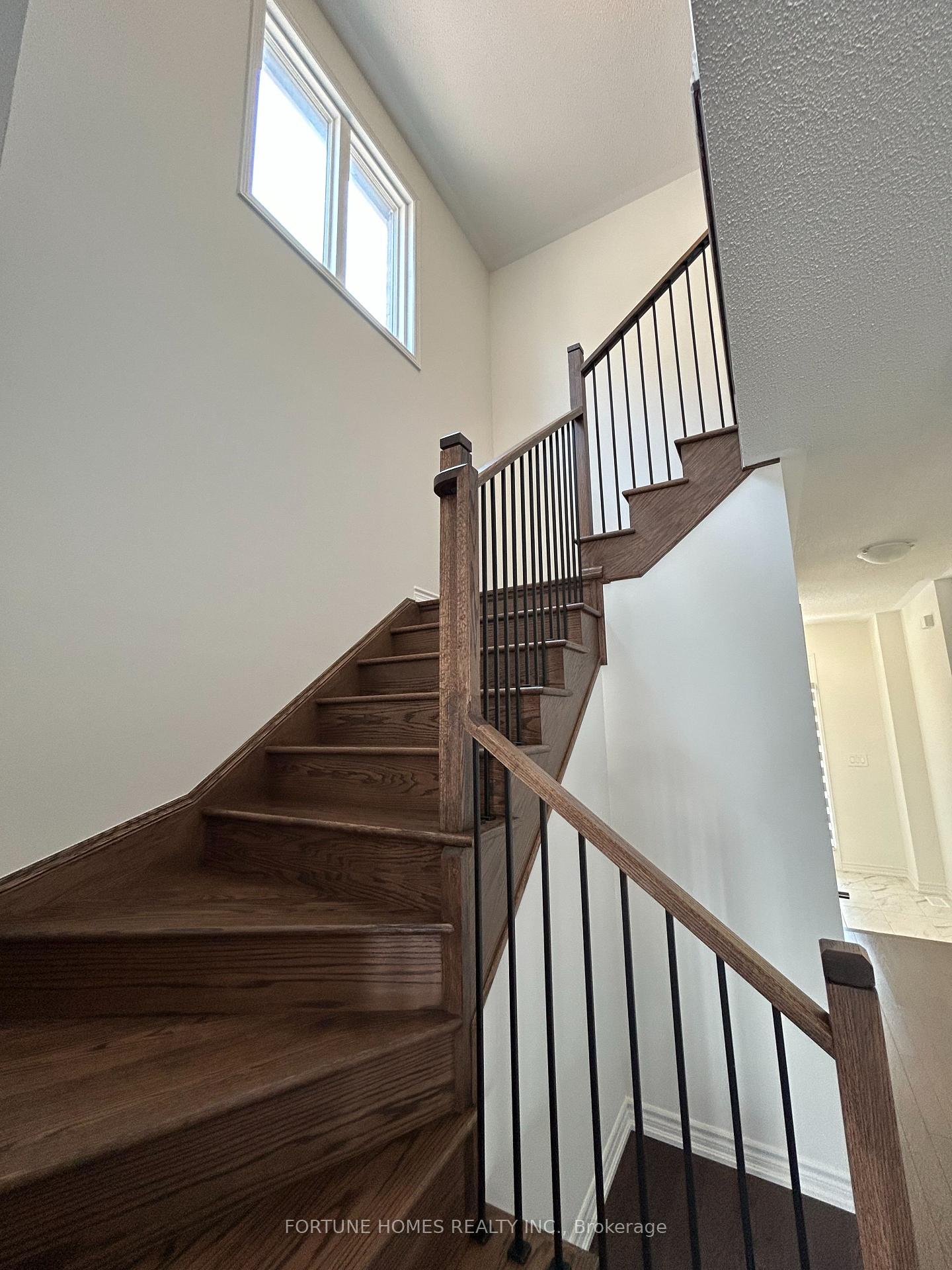 Photo 27 of 313 Bergamot Avenue, Milton, Walker — HOMEH