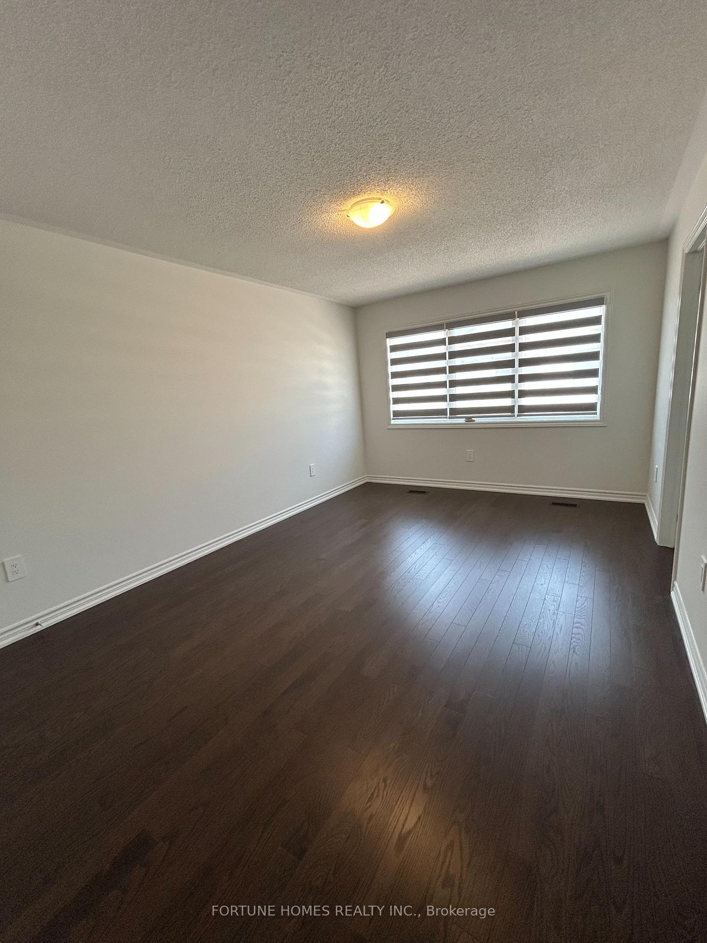 Photo 25 of 313 Bergamot Avenue, Milton, Walker — HOMEH