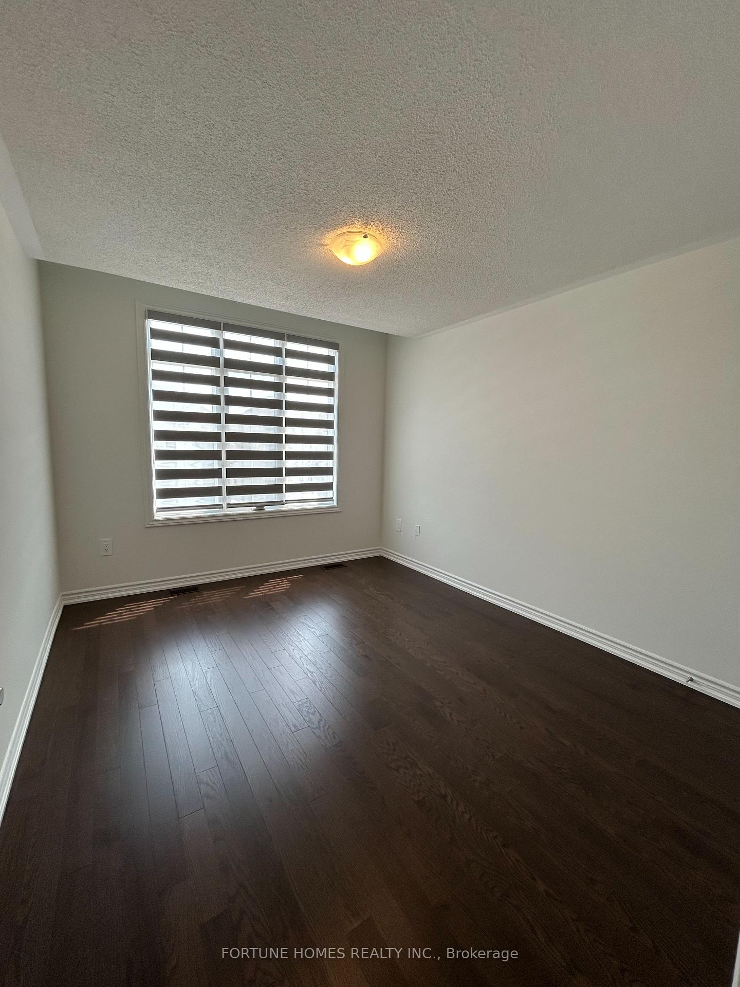 Photo 19 of 313 Bergamot Avenue, Milton, Walker — HOMEH