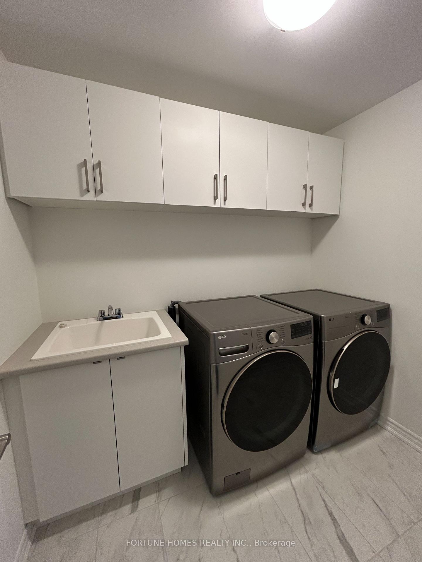 Photo 17 of 313 Bergamot Avenue, Milton, Walker — HOMEH
