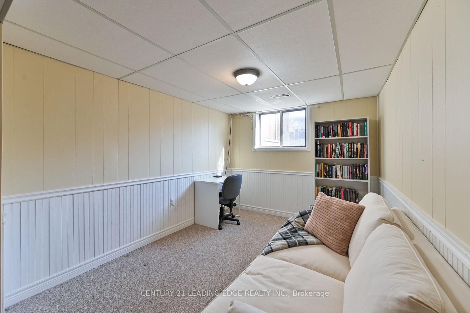 Photo 29 of 8 Sir Brandiles Place, Markham, Markham Village — HOMEH