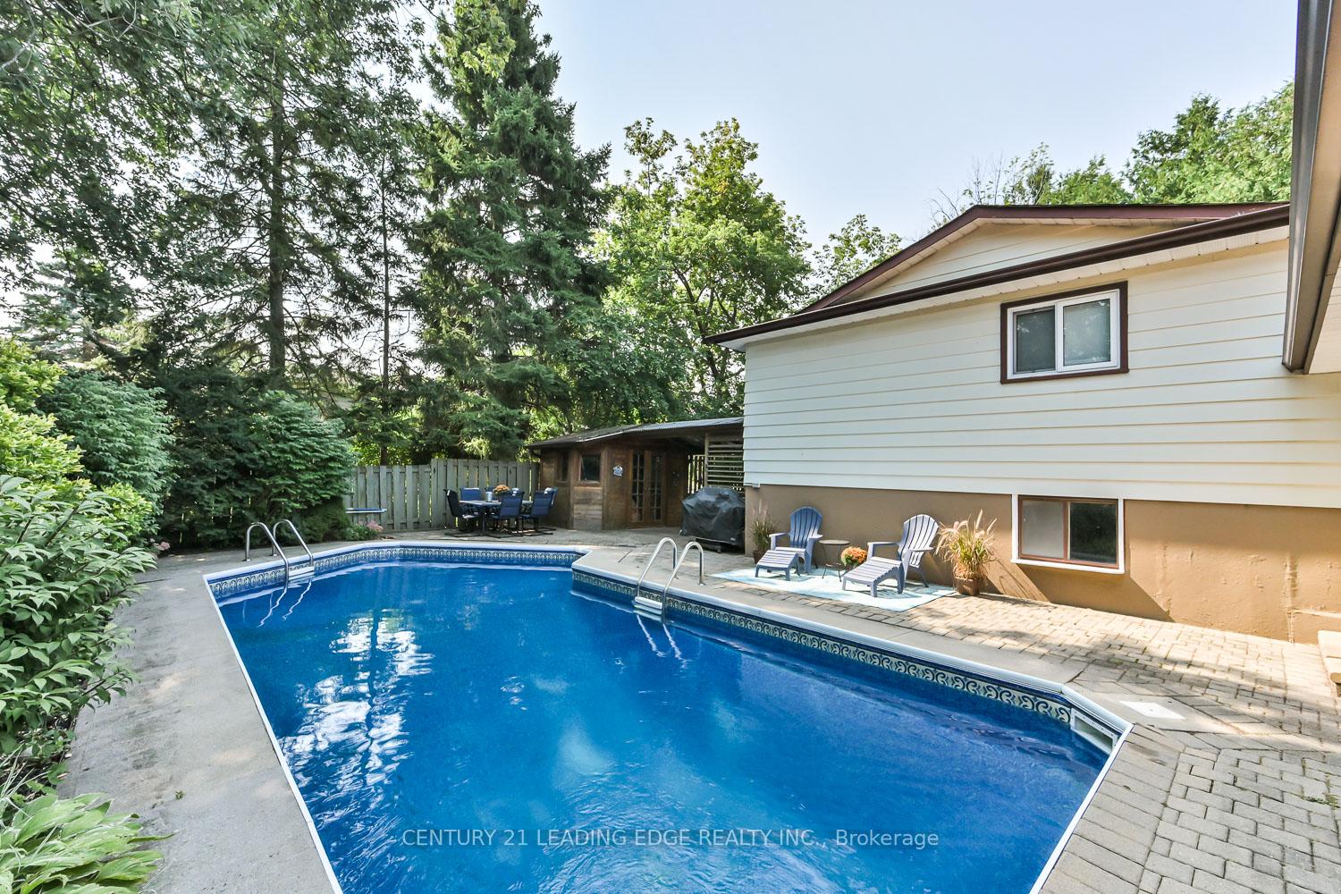 Photo 35 of 8 Sir Brandiles Place, Markham, Markham Village — HOMEH