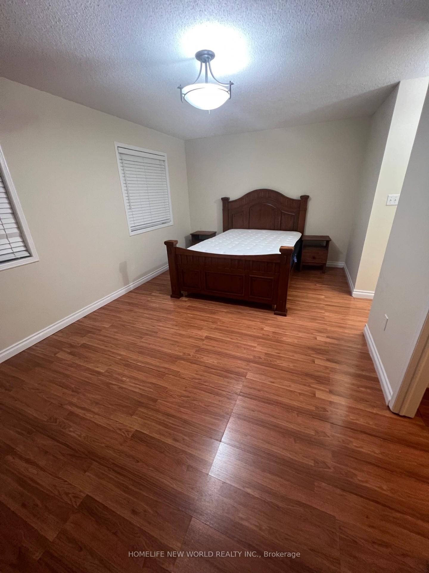 Photo 24 of 131 Ferncliffe Crescent, Markham, Cedarwood — HOMEH