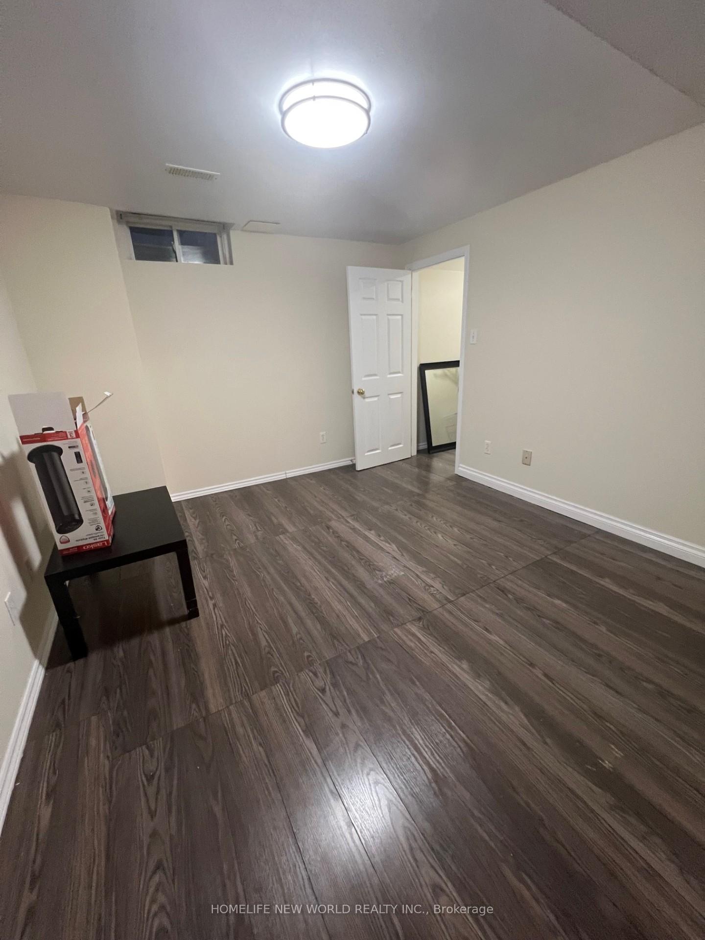 Photo 33 of 131 Ferncliffe Crescent, Markham, Cedarwood — HOMEH