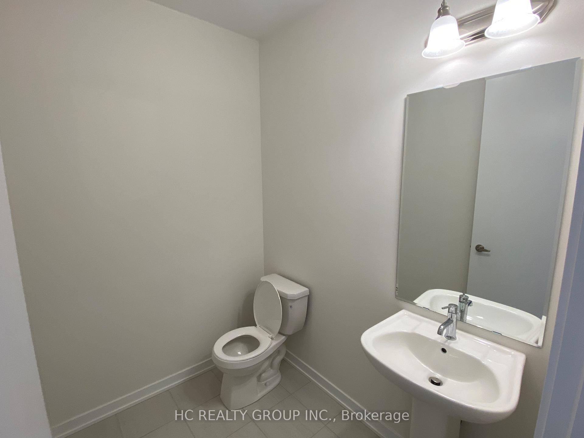 Photo 4 of 19 Armillo Place, Markham, Wismer — HOMEH