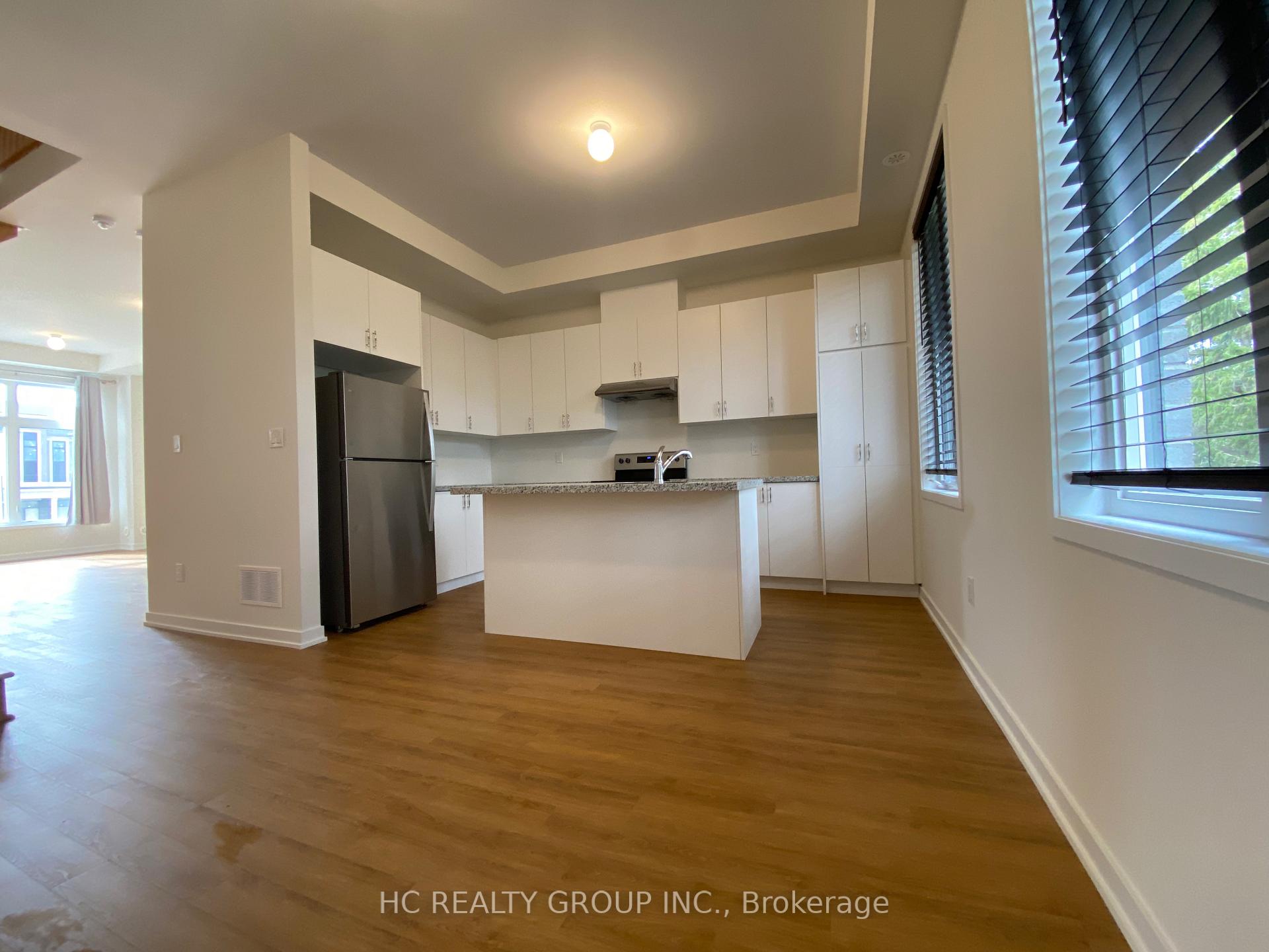 Photo 6 of 19 Armillo Place, Markham, Wismer — HOMEH