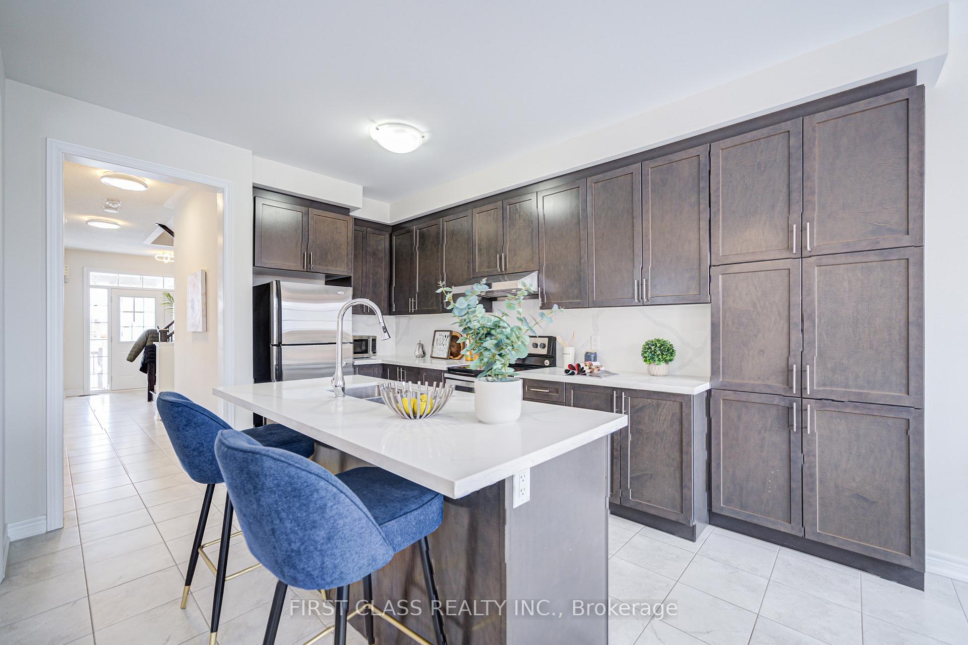 Photo 13 of 9 Gordon Landon Drive, Markham, Cornell — HOMEH