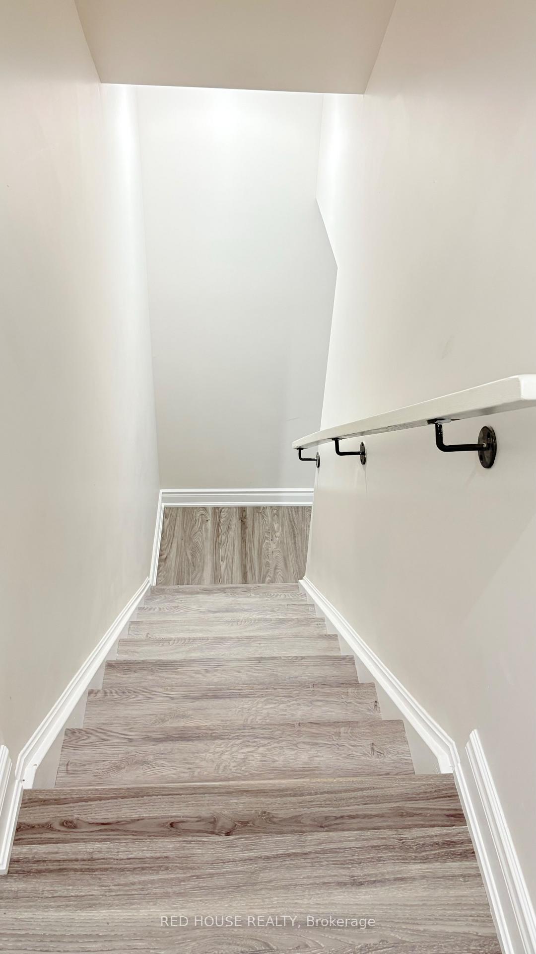 Photo 13 of Unit Basement, 1418 Wellwood Terrace, Milton, Cobban — HOMEH