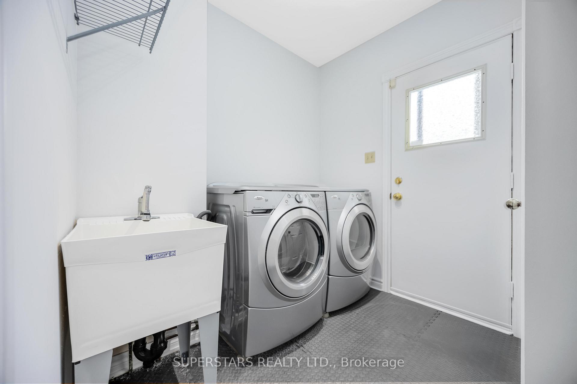 Photo 6 of 50 Vasselle Crescent, Markham, Unionville — HOMEH