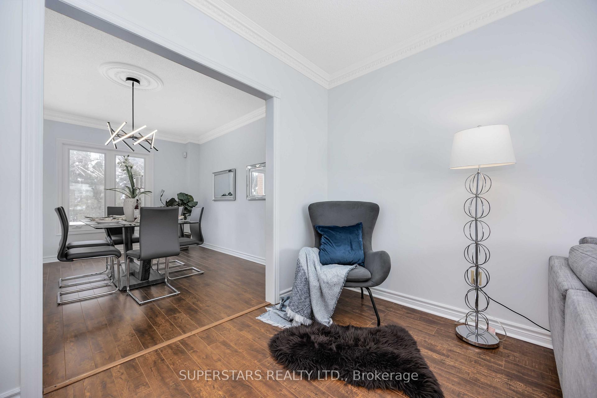 Photo 13 of 50 Vasselle Crescent, Markham, Unionville — HOMEH
