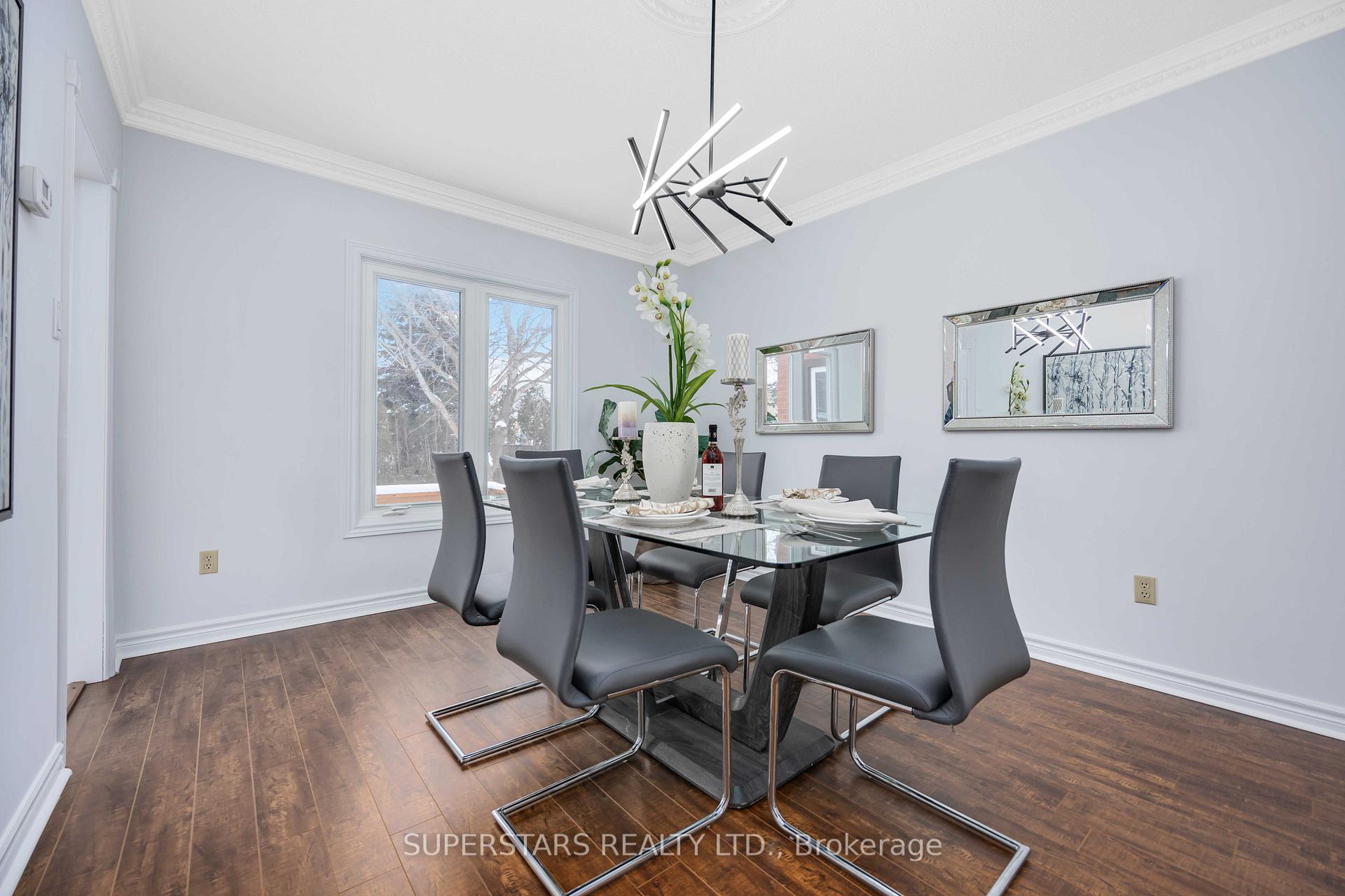 Photo 16 of 50 Vasselle Crescent, Markham, Unionville — HOMEH