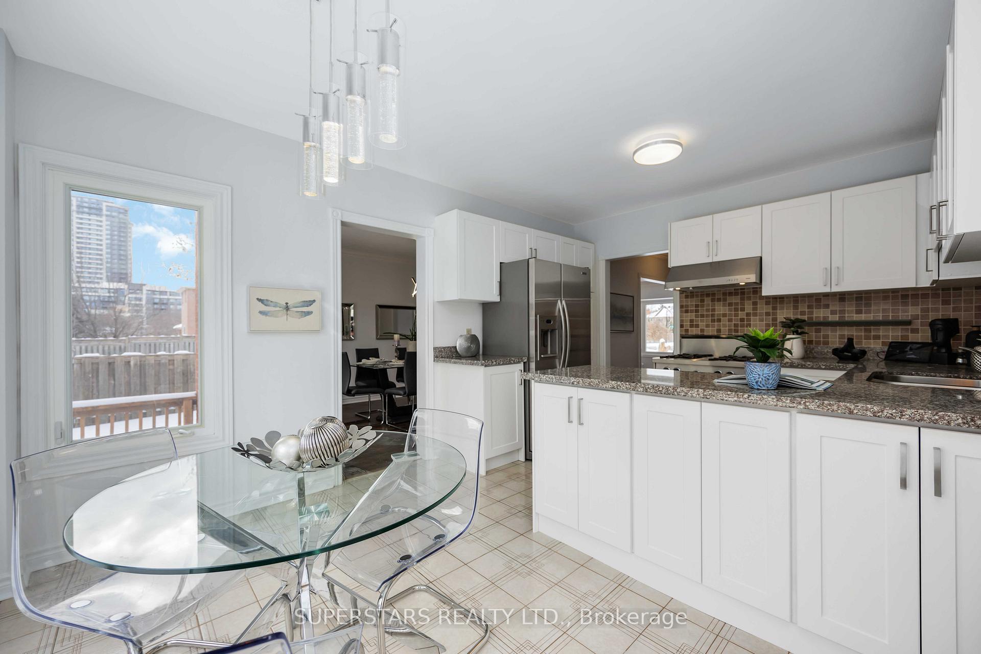 Photo 22 of 50 Vasselle Crescent, Markham, Unionville — HOMEH