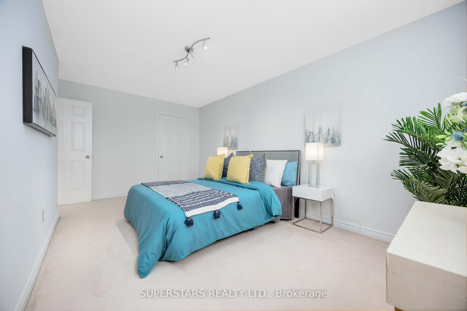 Photo 35 of 50 Vasselle Crescent, Markham, Unionville — HOMEH