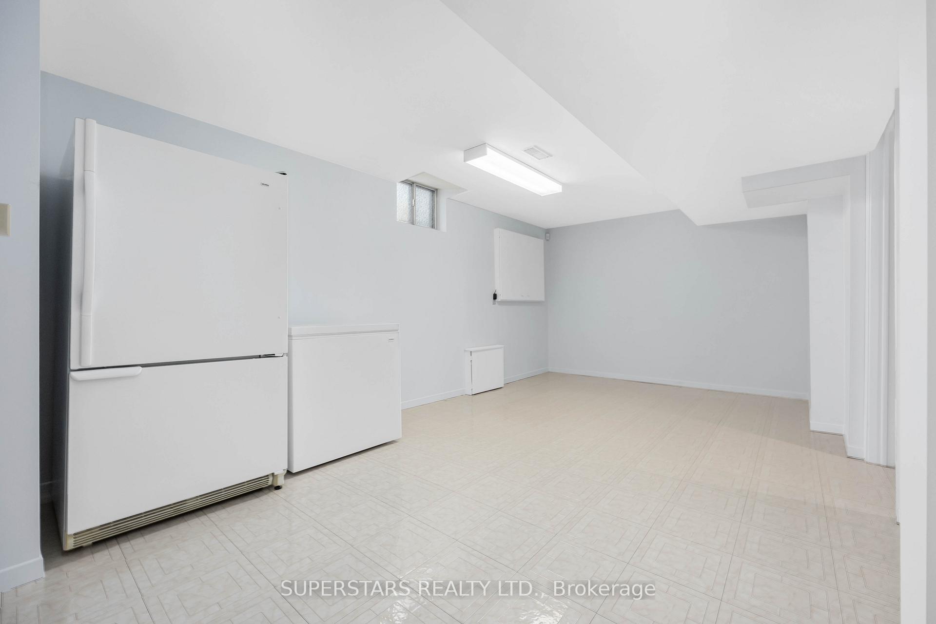 Photo 38 of 50 Vasselle Crescent, Markham, Unionville — HOMEH