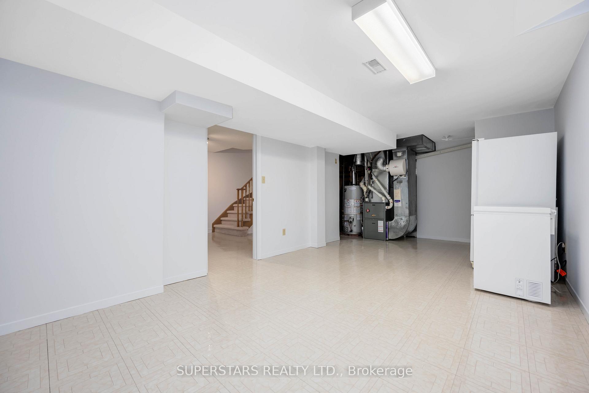 Photo 41 of 50 Vasselle Crescent, Markham, Unionville — HOMEH