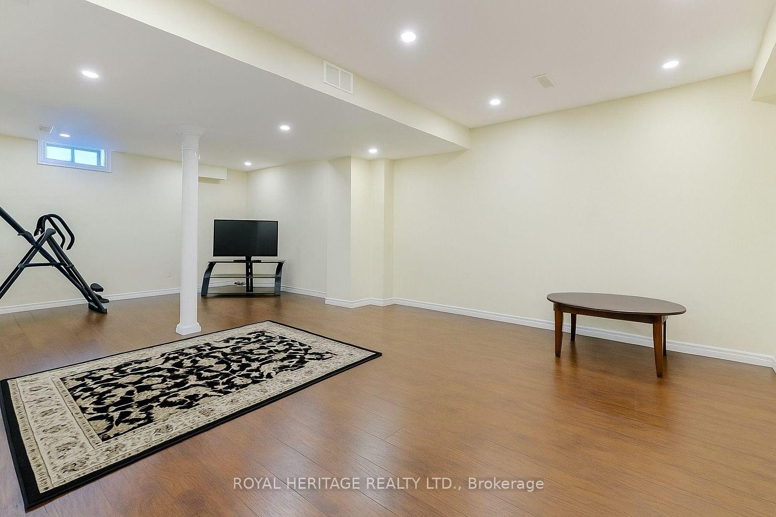 Photo 9 of 114 Hanson Crescent, Milton, Scott — HOMEH