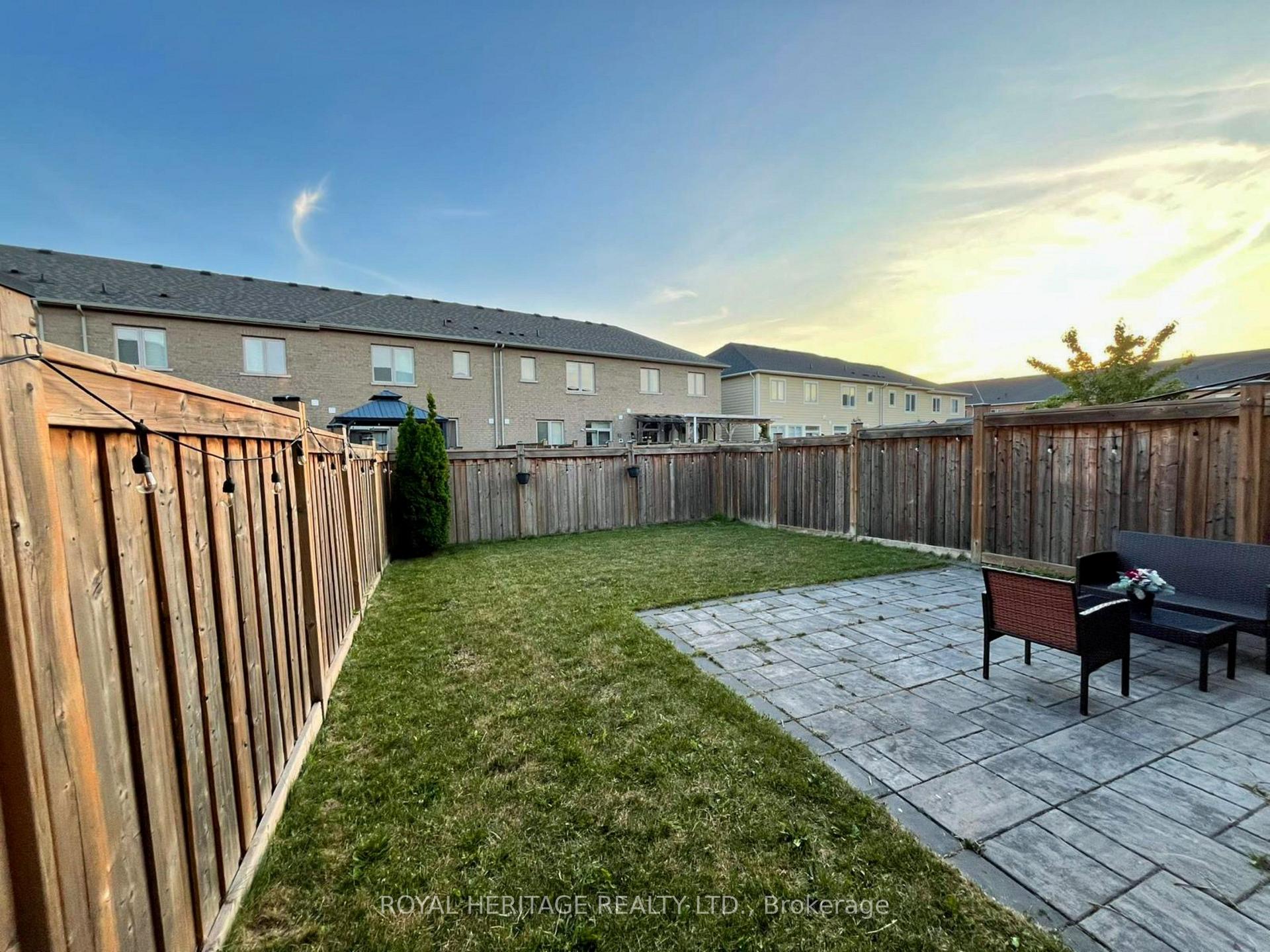 Photo 12 of 114 Hanson Crescent, Milton, Scott — HOMEH