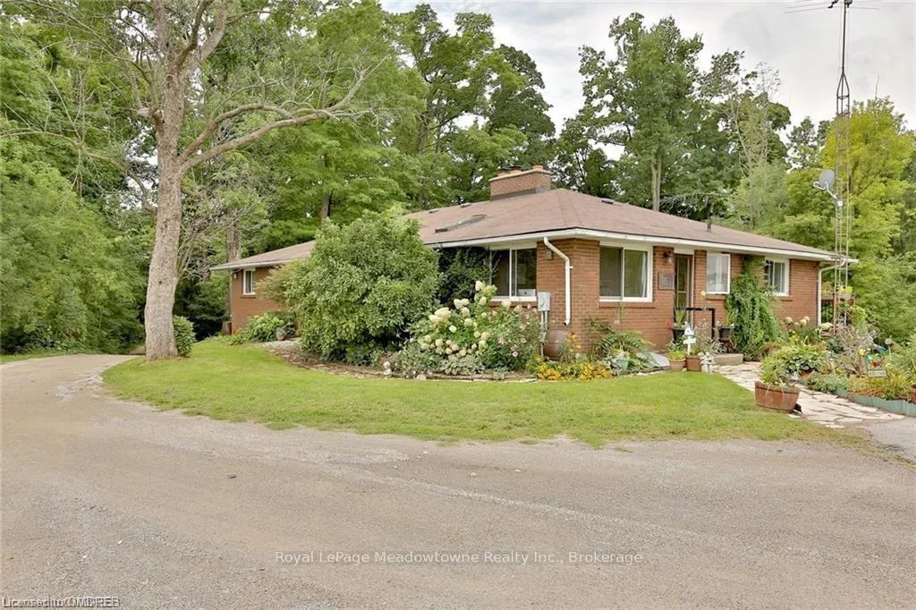 Photo 2 of 225/269 Campbell Avenue E, Milton, Campbellville — HOMEH
