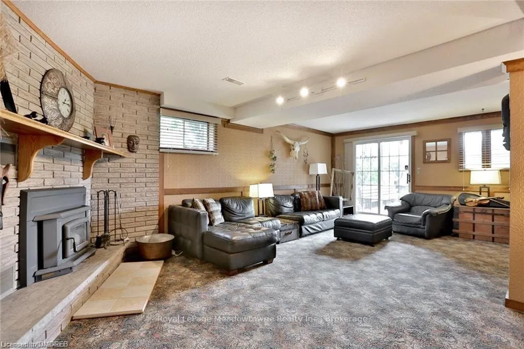 Photo 41 of 225/269 Campbell Avenue E, Milton, Campbellville — HOMEH