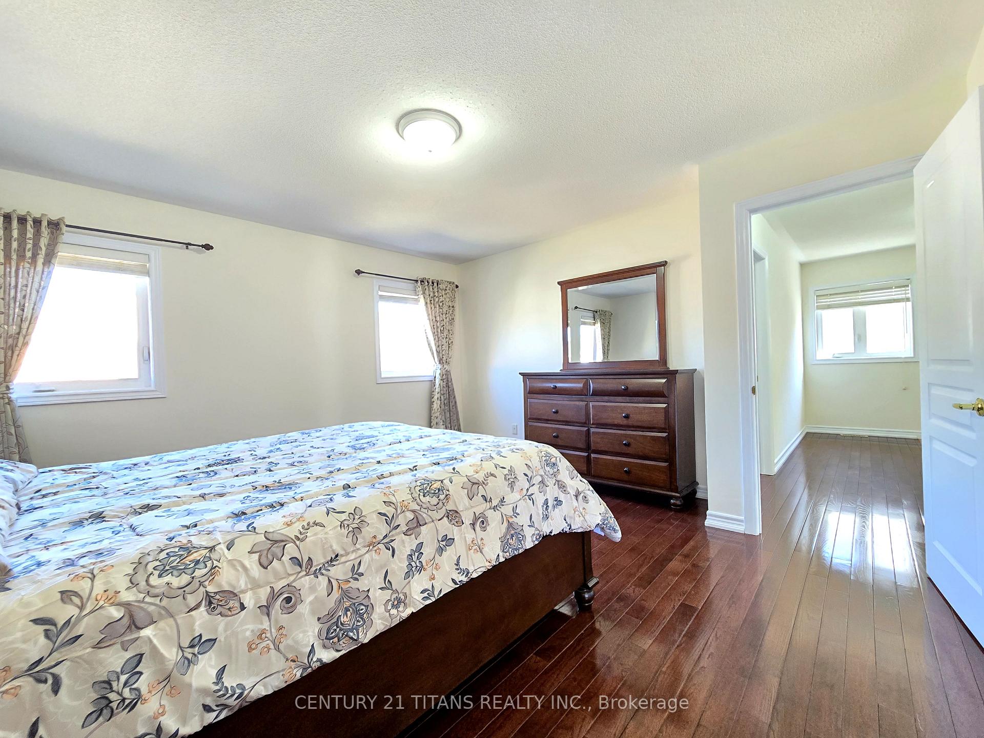Photo 23 of 28 Hawkweed Manor, Markham, Box Grove — HOMEH