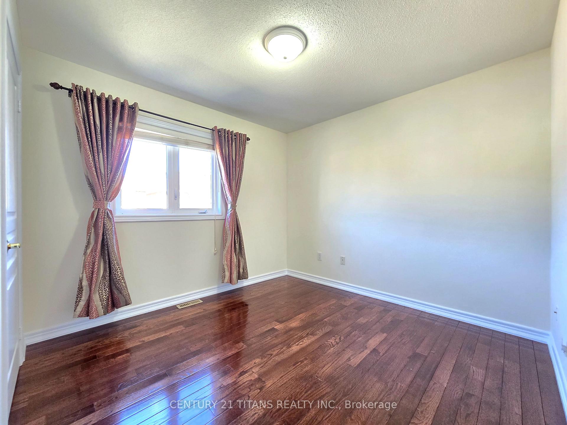 Photo 25 of 28 Hawkweed Manor, Markham, Box Grove — HOMEH