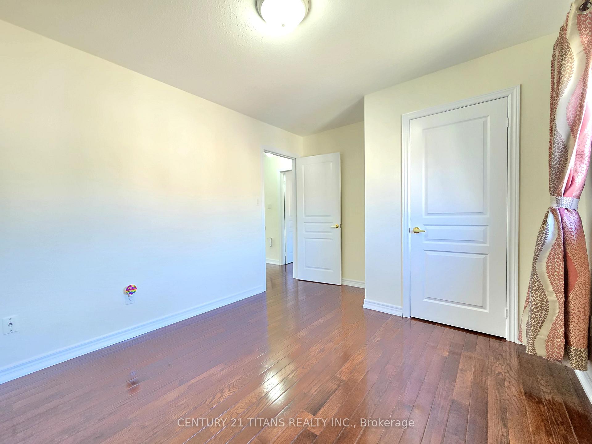 Photo 26 of 28 Hawkweed Manor, Markham, Box Grove — HOMEH