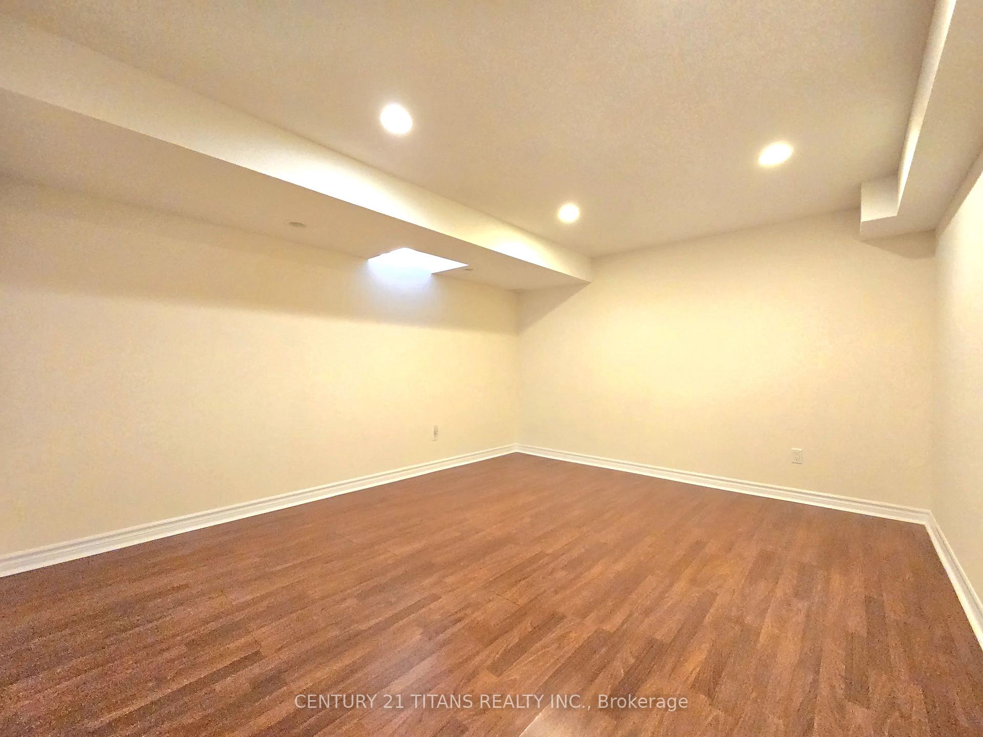 Photo 36 of 28 Hawkweed Manor, Markham, Box Grove — HOMEH