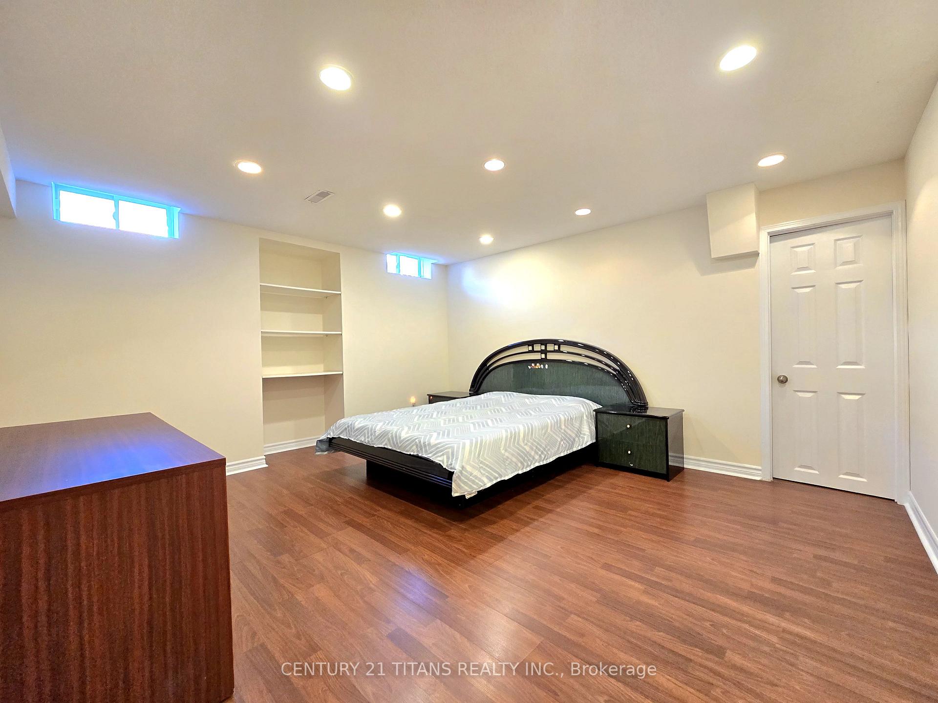 Photo 39 of 28 Hawkweed Manor, Markham, Box Grove — HOMEH