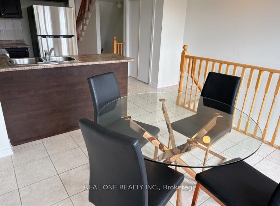 Photo 4 of Unit Upper, 343 Caboto Trail, Markham, Village Green-South Unionville — HOMEH