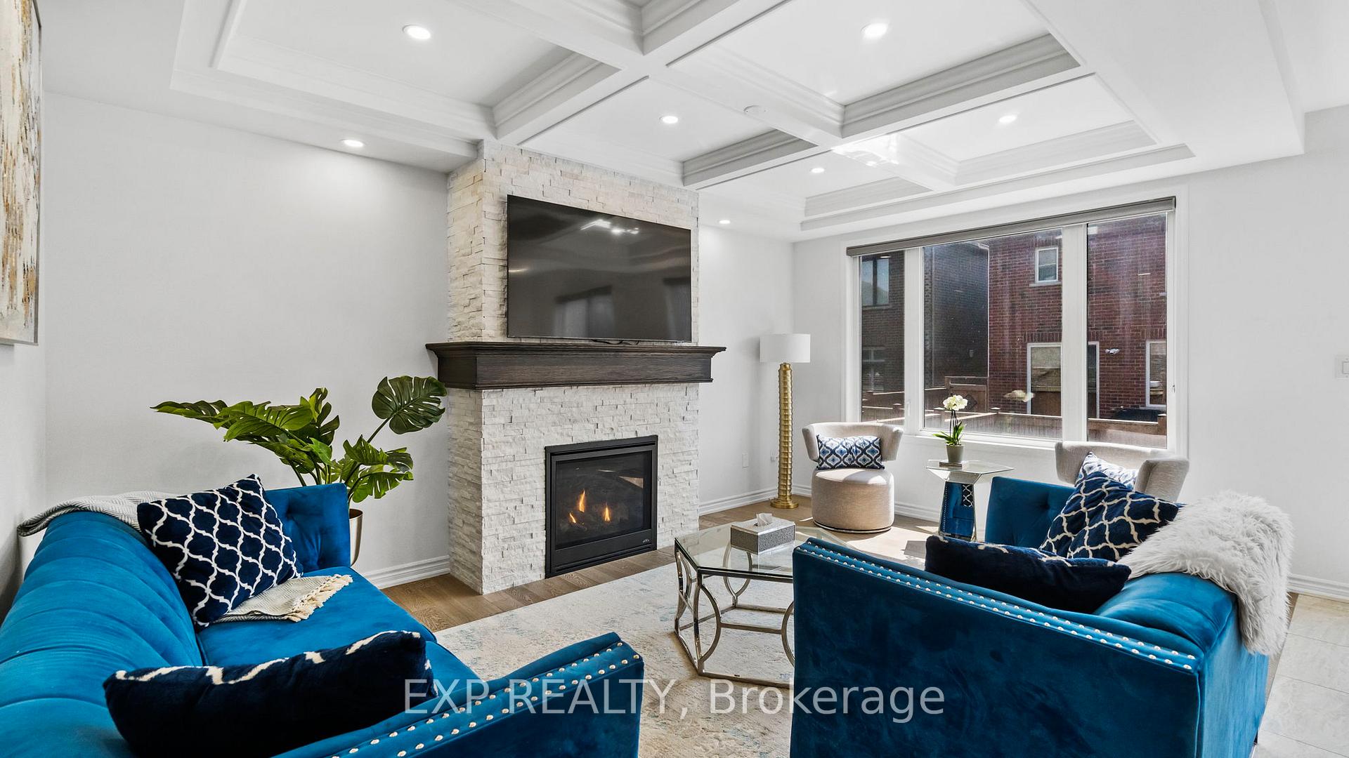 Photo 2 of 732 Aspen Terrace, Milton, Cobban — HOMEH