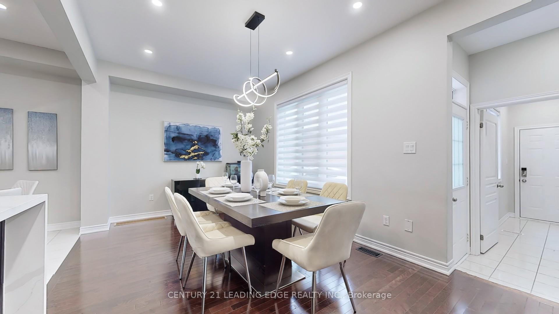 Photo 7 of 154 Harbord Street, Markham, Berczy — HOMEH