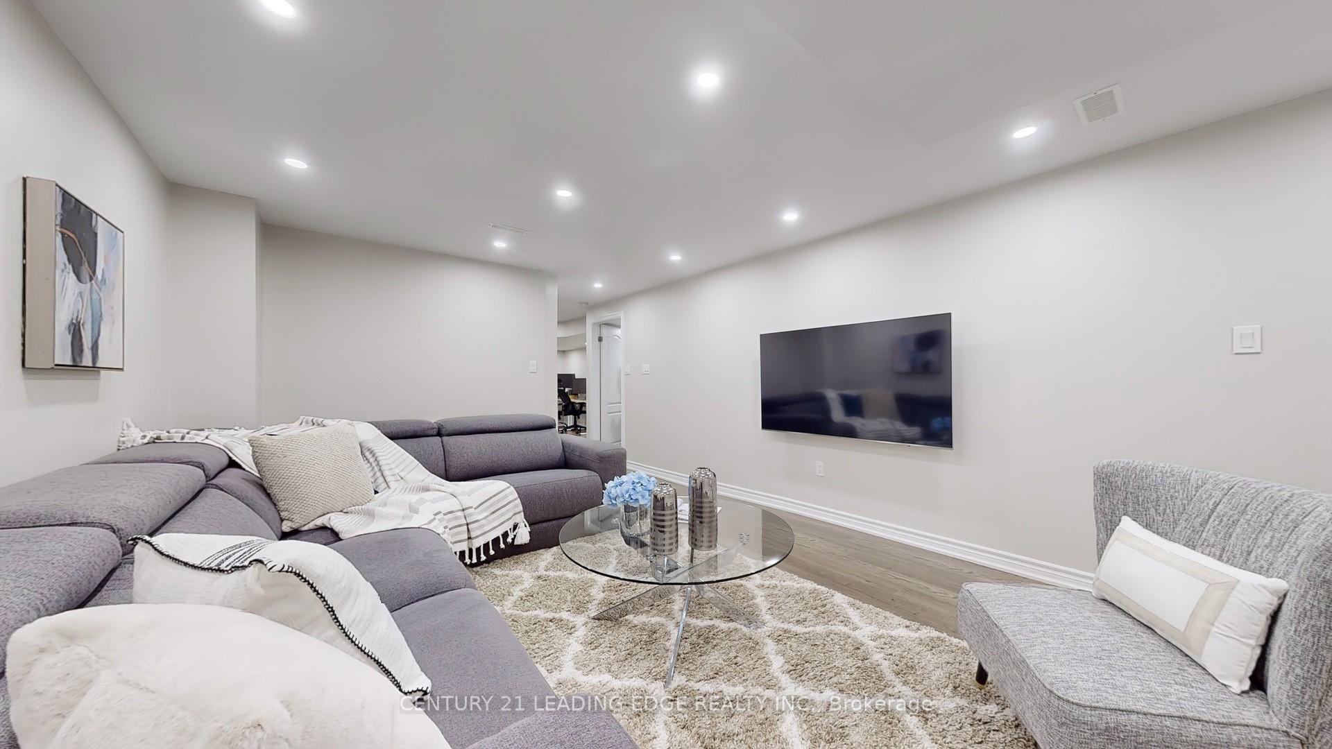 Photo 23 of 154 Harbord Street, Markham, Berczy — HOMEH