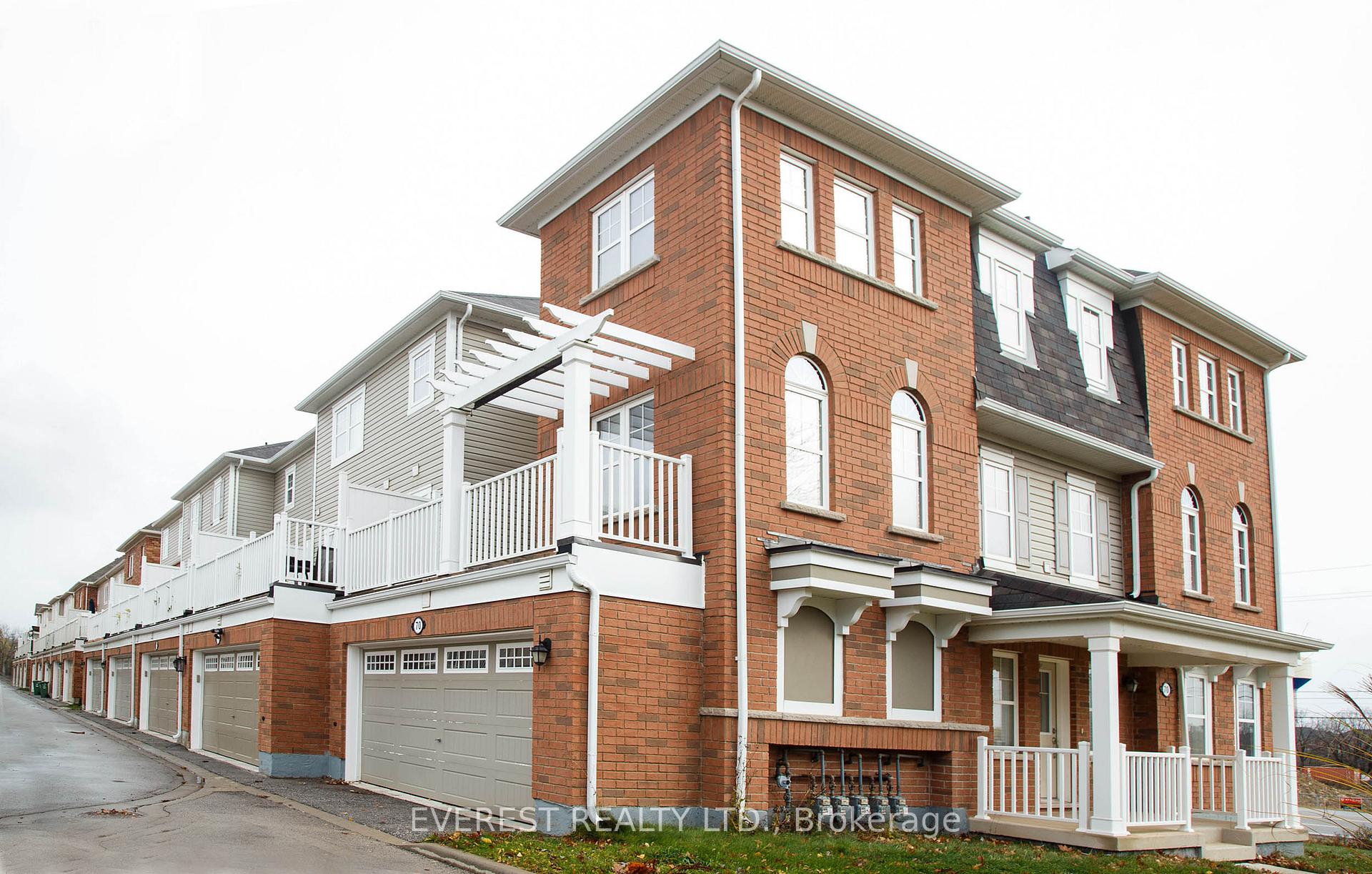 Photo 1 of Unit 70, 22 Spring Creek Drive E, Hamilton, Waterdown — HOMEH