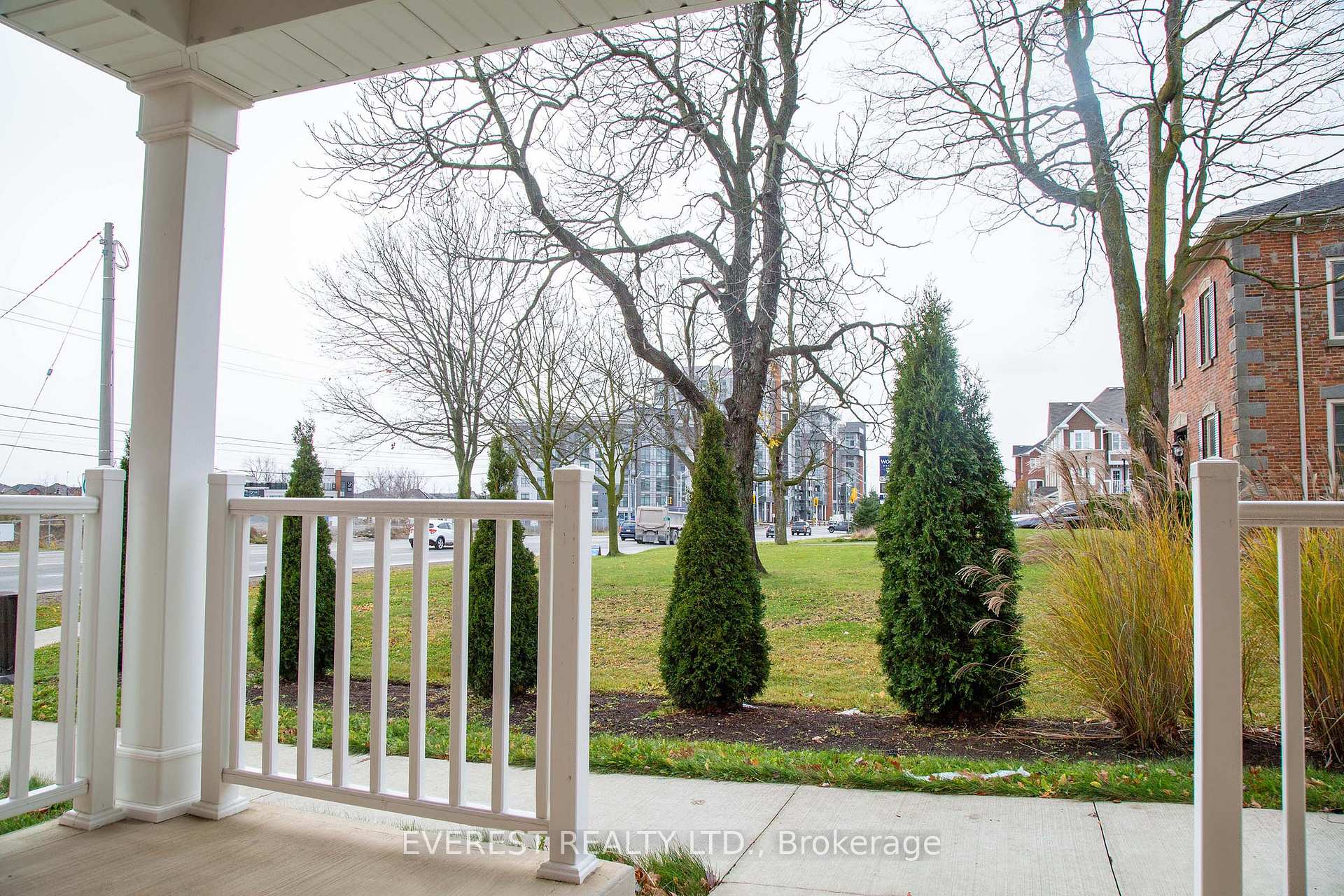 Photo 8 of Unit 70, 22 Spring Creek Drive E, Hamilton, Waterdown — HOMEH