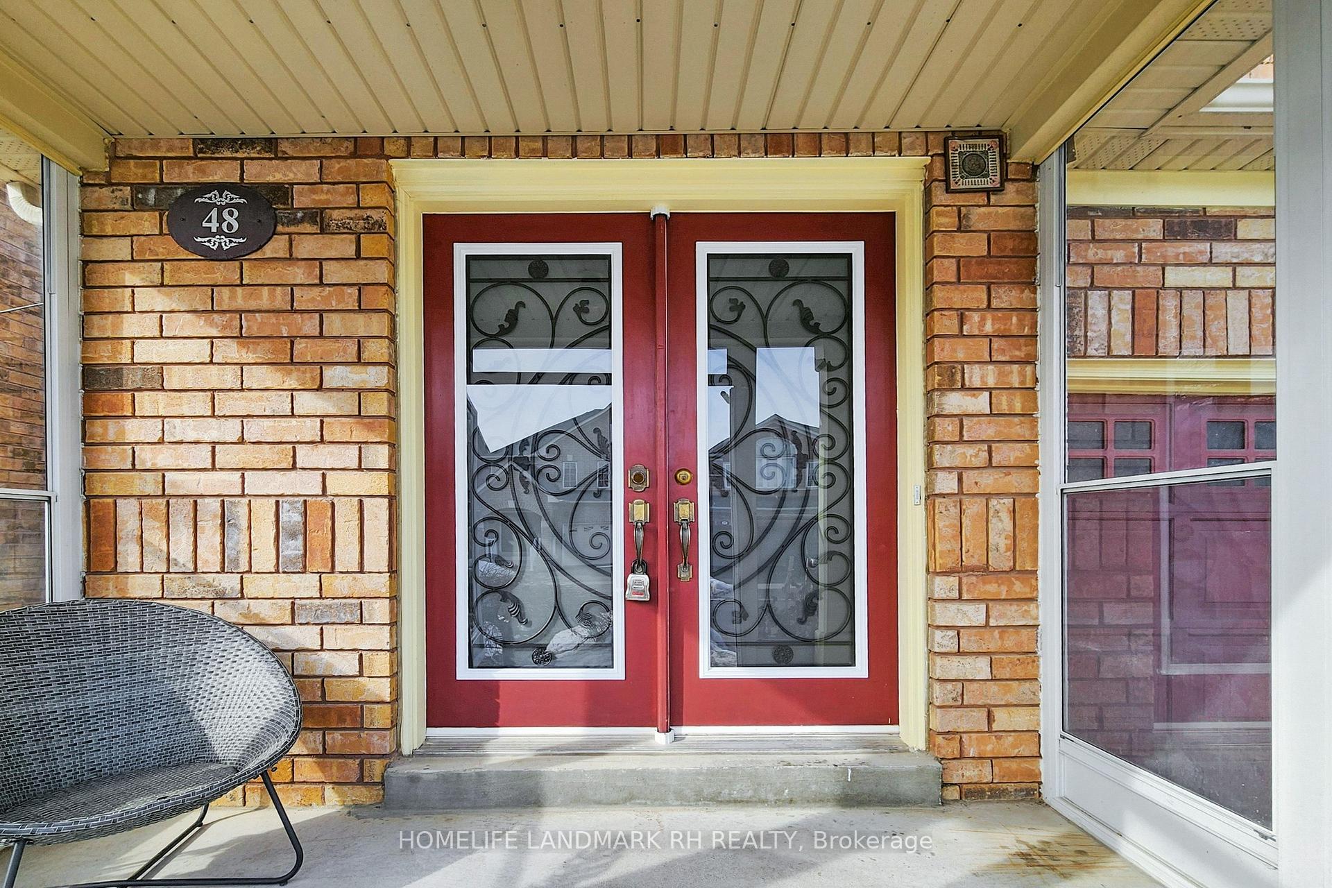 Photo 2 of 48 Rembrandt Drive, Markham, Village Green-South Unionville — HOMEH