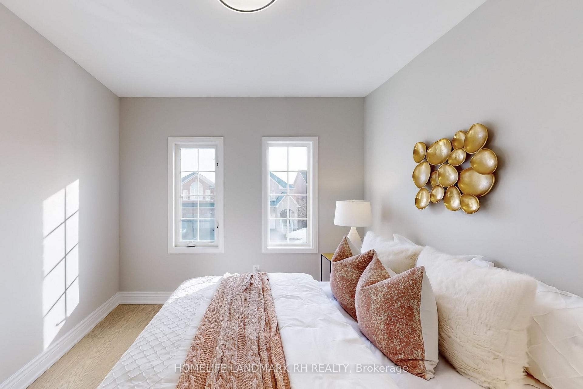 Photo 32 of 48 Rembrandt Drive, Markham, Village Green-South Unionville — HOMEH