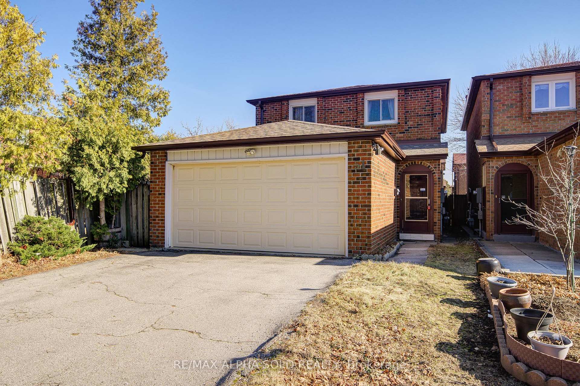 Photo 1 of 51 Debden Road, Markham, Milliken Mills East — HOMEH