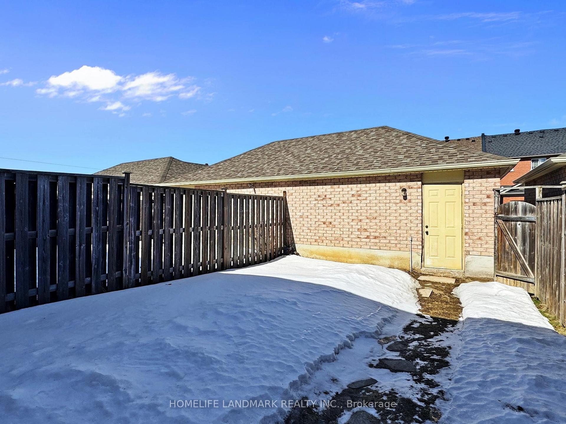 Photo 26 of 736 Castlemore Avenue, Markham, Wismer — HOMEH
