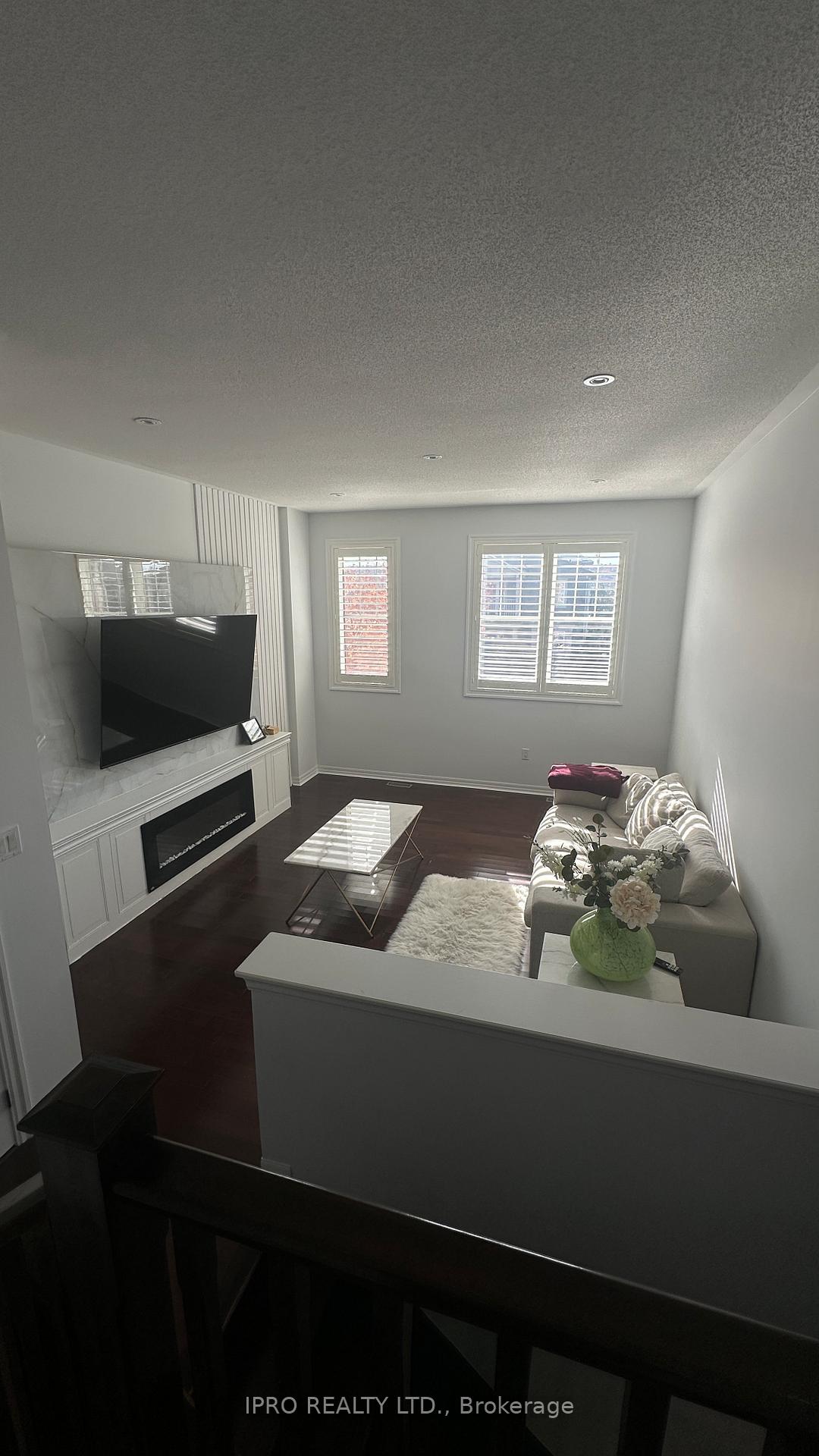 Photo 15 of 141 Halifax Street, Hamilton, Winona Park — HOMEH