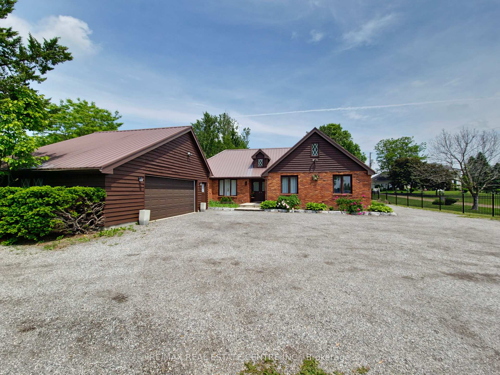 Photo 3 of 11719 Guelph Line, Milton, Rural Milton West — HOMEH