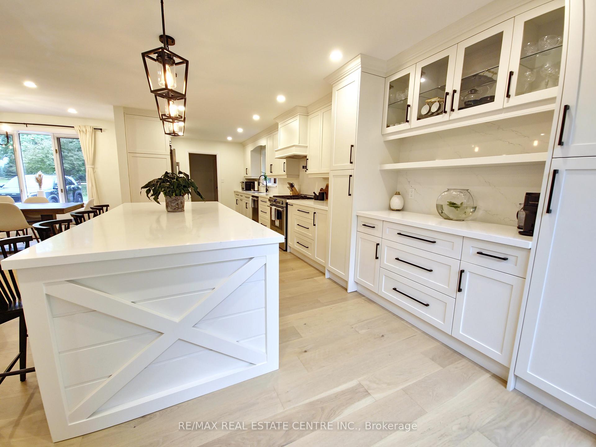 Photo 14 of 11719 Guelph Line, Milton, Rural Milton West — HOMEH