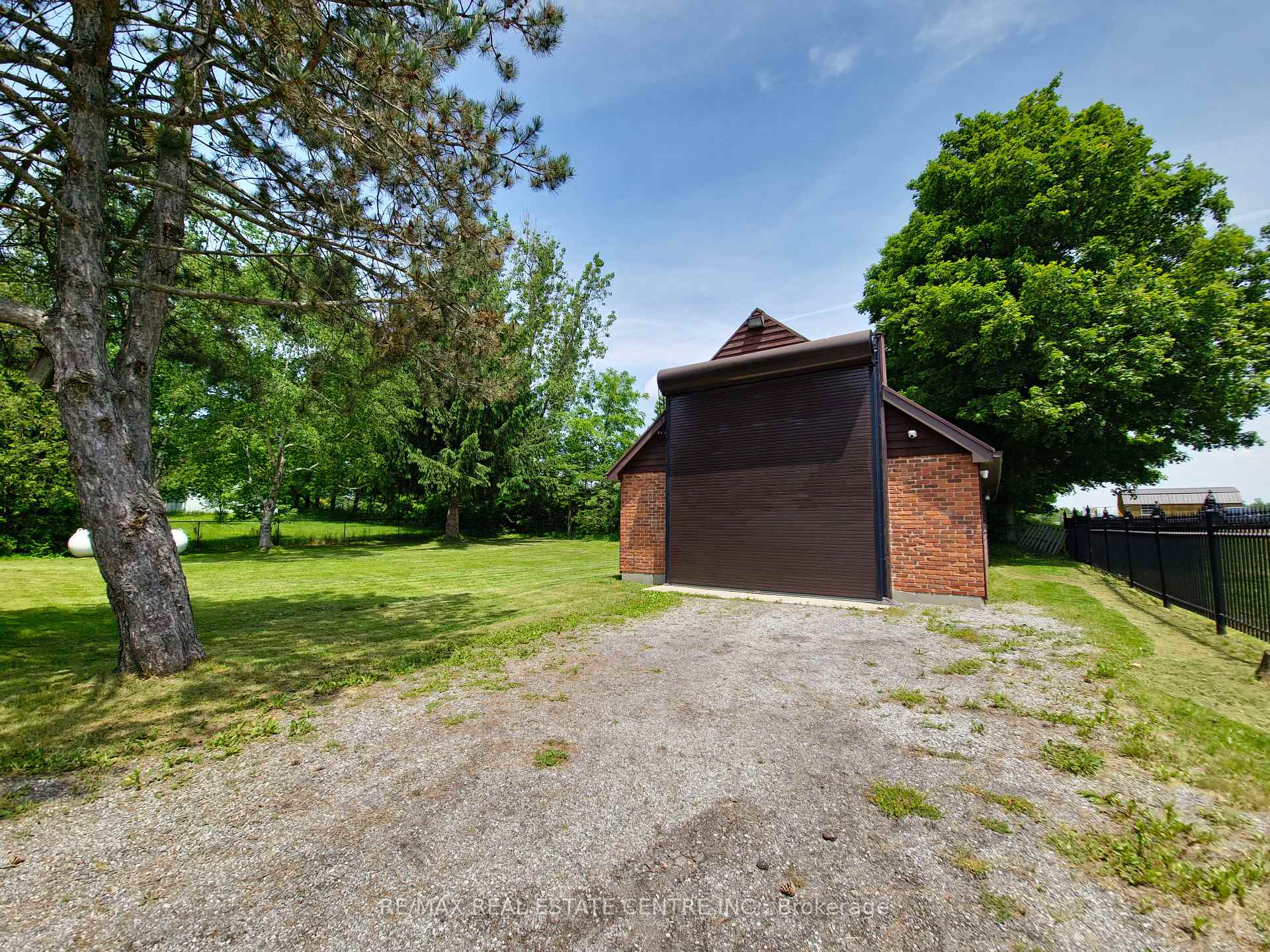 Photo 40 of 11719 Guelph Line, Milton, Rural Milton West — HOMEH
