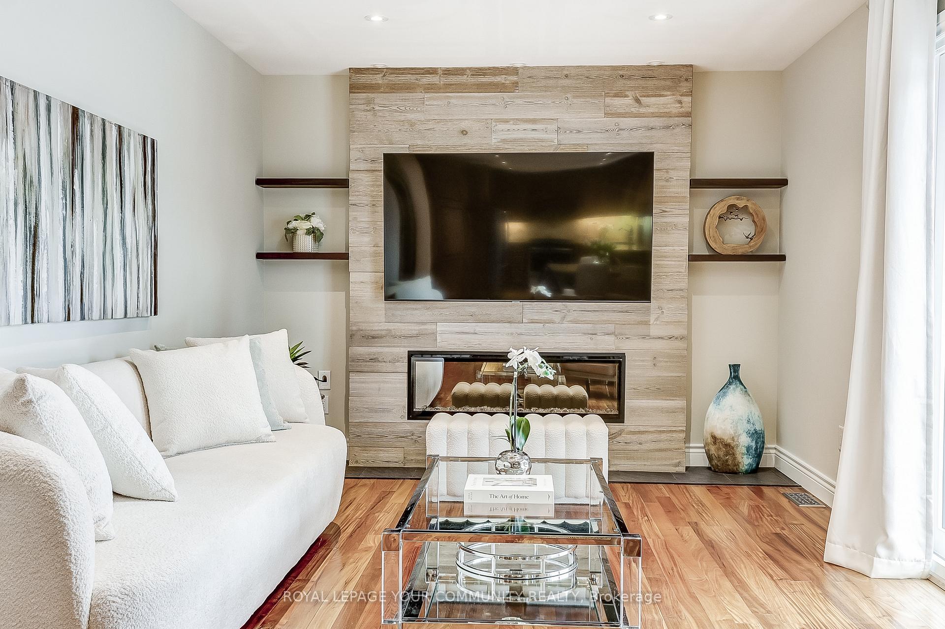 Photo 15 of 21 Oak Lea Circle, Markham, Markham Village — HOMEH