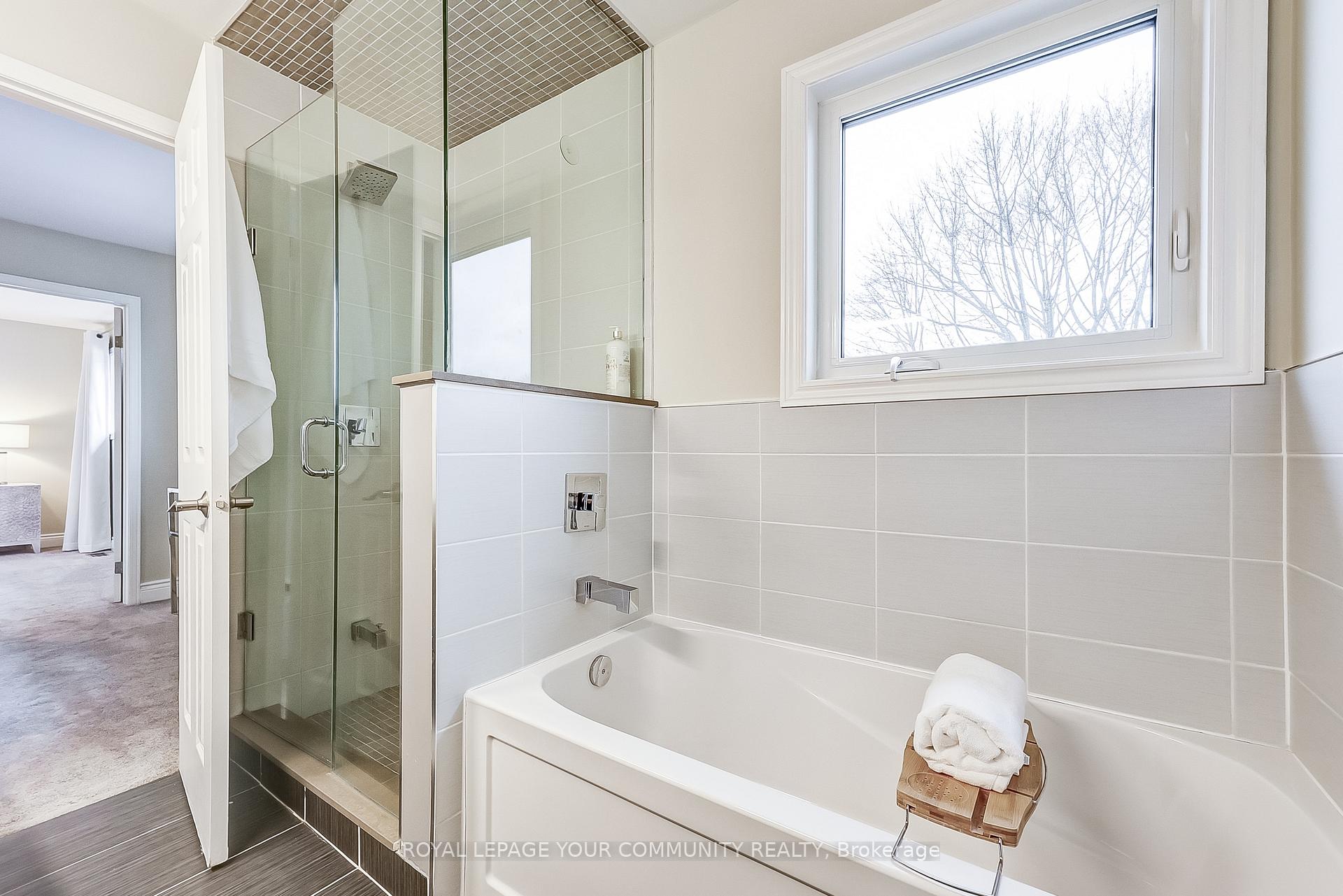 Photo 23 of 21 Oak Lea Circle, Markham, Markham Village — HOMEH