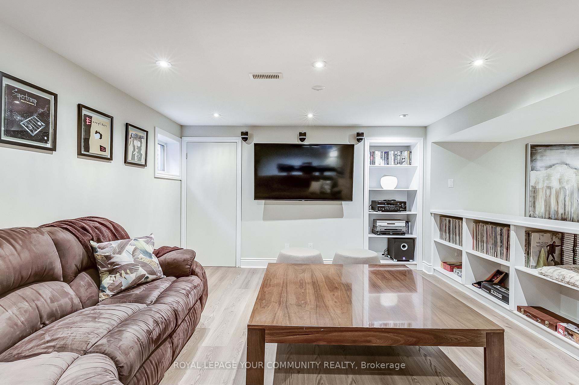 Photo 32 of 21 Oak Lea Circle, Markham, Markham Village — HOMEH